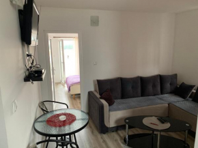 Saša Apartments, Sutomore